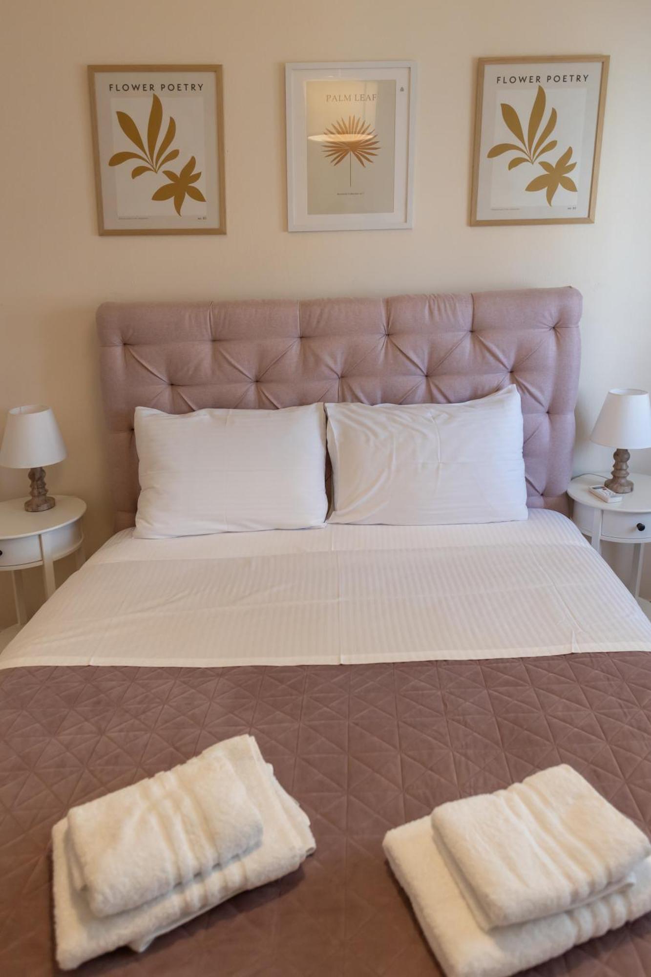Santa Marina 3 Apartment Янина Екстериор снимка